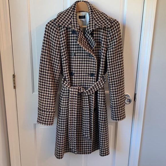 J. Crew Jackets & Blazers - J. Crew houndstooth brown/tan check wool coat, sz 10.  Excellent condition
